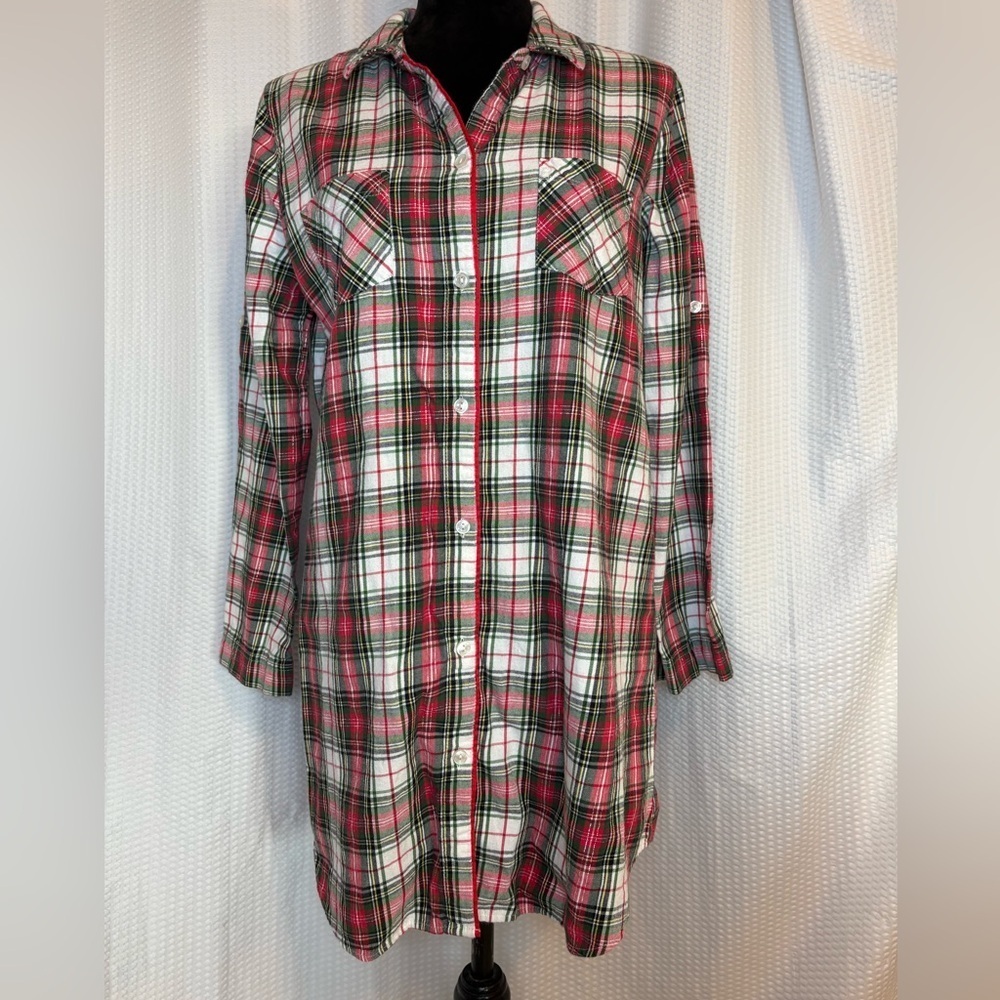 Victoria’s Secret cotton blend plaid flannel long sleeve button down nightgown M